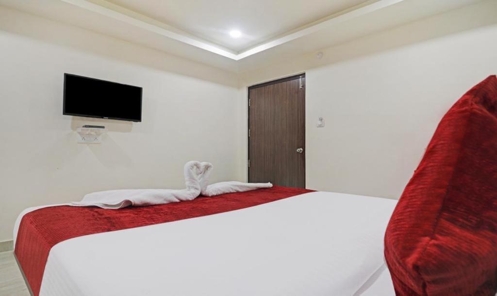 Hotel Bright Airport Zone Shamshabad Dış mekan fotoğraf